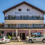 Pensjonat Raffelsteiner Hof 