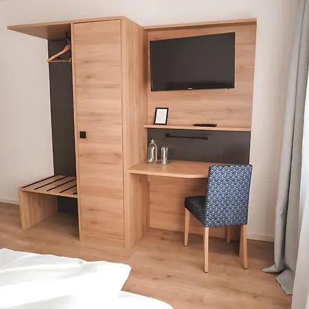 Raffelsteiner Hof Pensionat 2*
