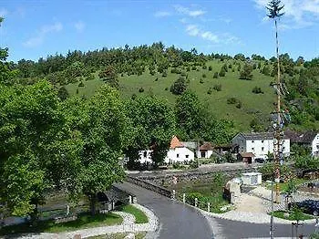Raffelsteiner Hof 2*