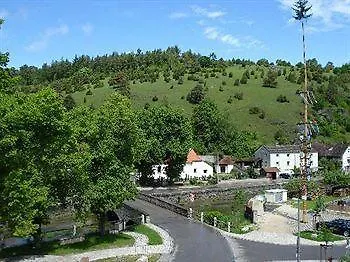 Raffelsteiner Hof 2*